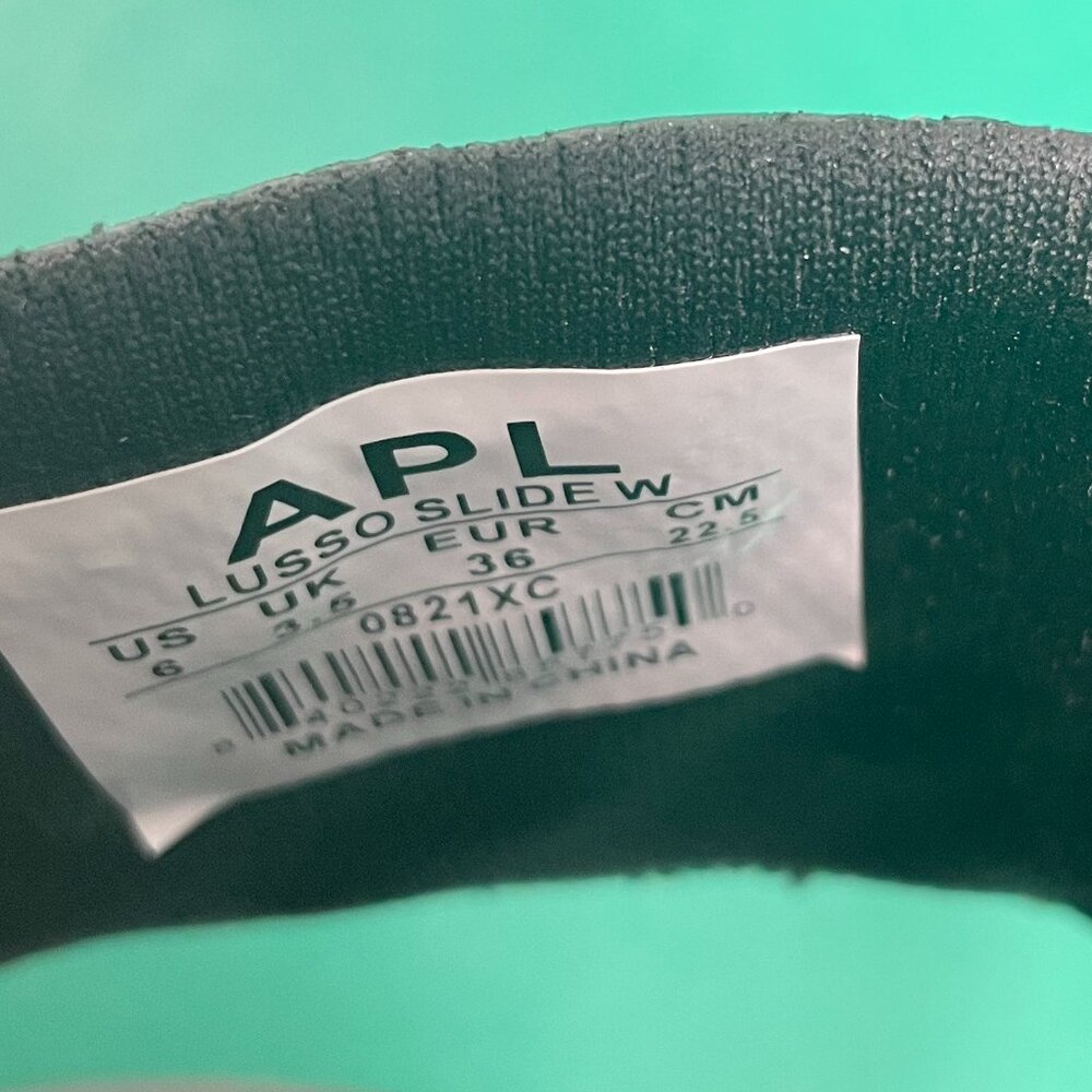 Apl | Lusso Slide - image 5